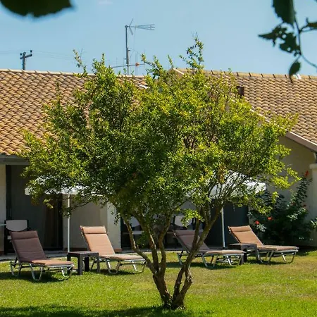 Lefkes Apartmán *