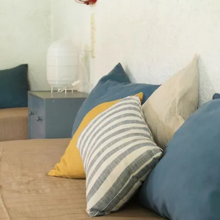 莱夫克斯公寓 * 阿查拉维